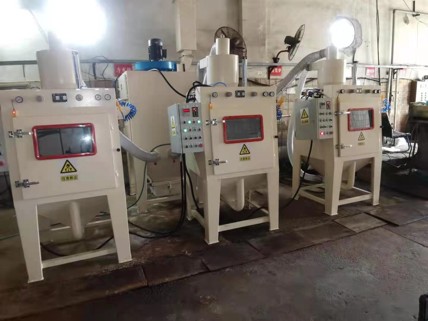 小型噴砂機(jī)的噴砂效果如何？